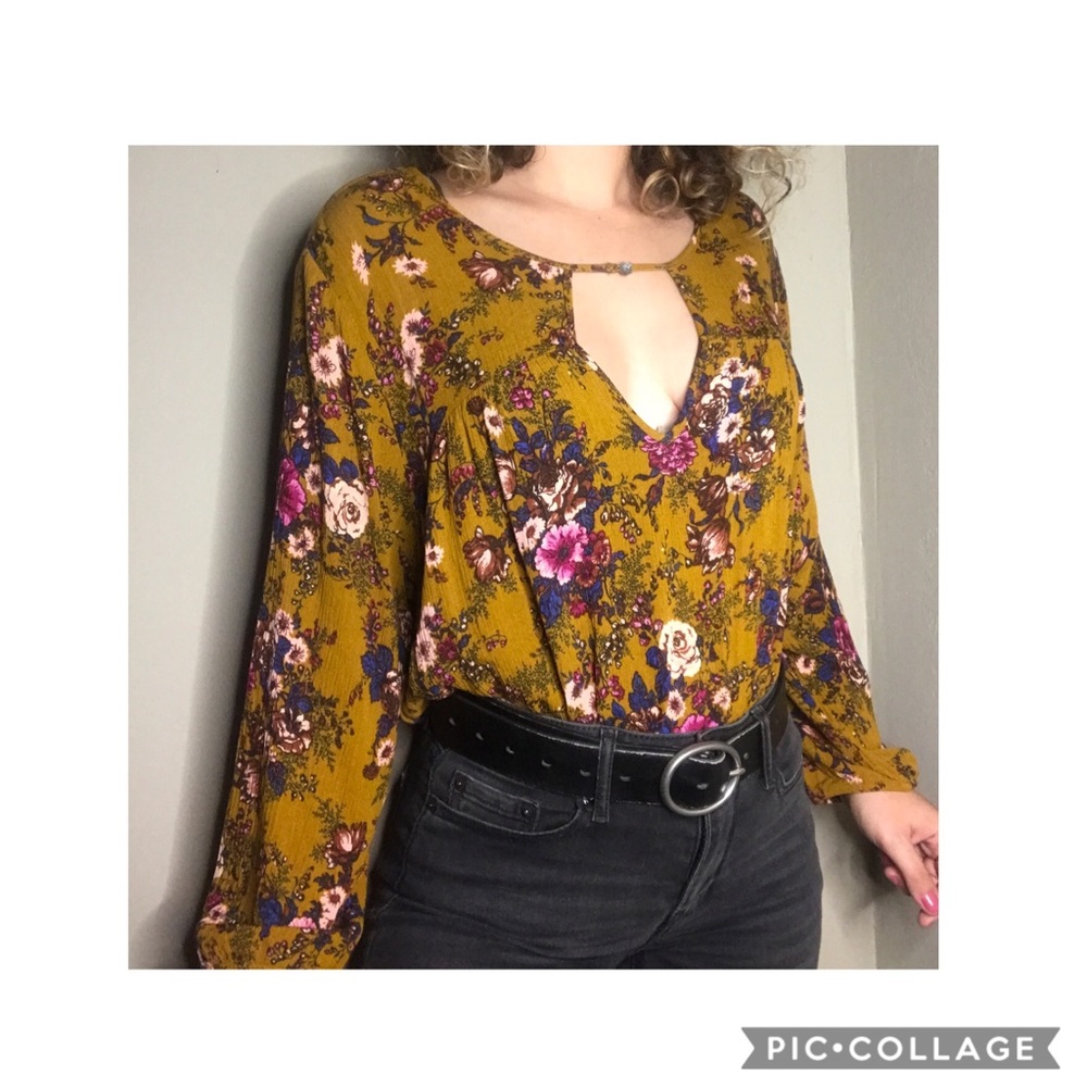 Mustard with flores blouse Size XL